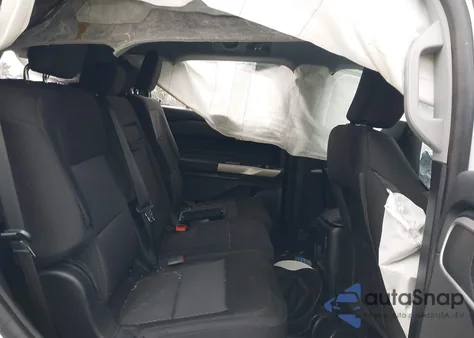 2022 Ford Explorer Xlt z USA, uszkodzony, nr VIN 1FMSK8DH8NGB20897